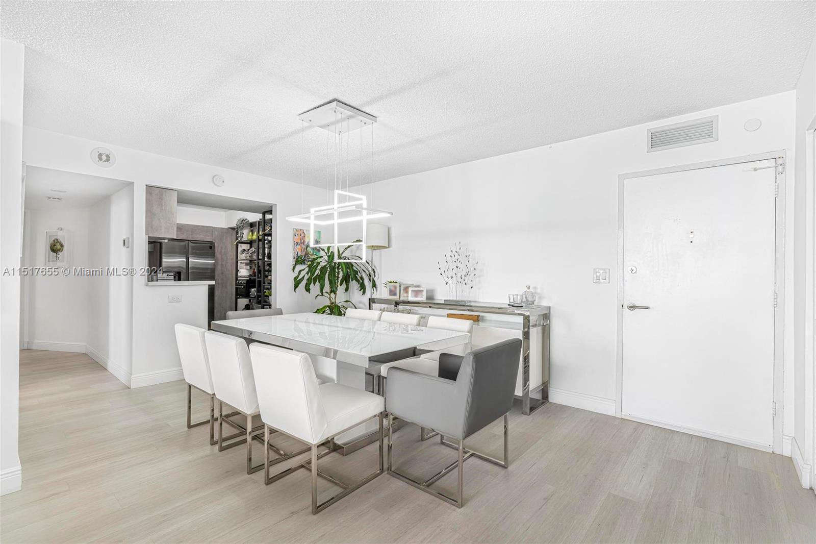 3180 S Ocean Dr 604, Hallandale Beach, Florida 33009, 2 Bedrooms Bedrooms, ,2 BathroomsBathrooms,Residential,For Sale,3180 S Ocean Dr 604,A11517655