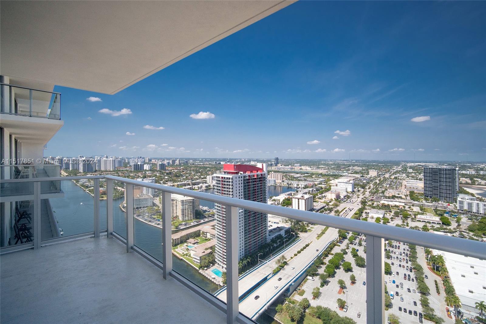 4010 S Ocean Dr T3502, Hollywood, Florida 33019, 2 Bedrooms Bedrooms, ,2 BathroomsBathrooms,Residential,For Sale,4010 S Ocean Dr T3502,A11517851