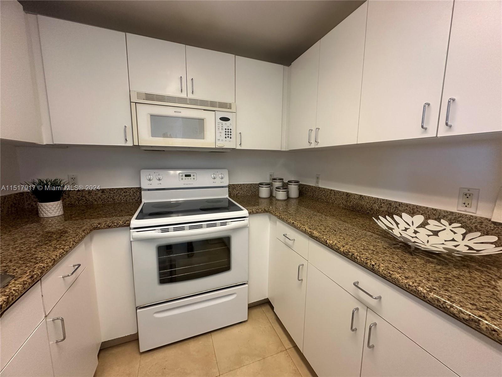 185 SE 14th Ter 2106, Miami, Florida 33131, 2 Bedrooms Bedrooms, ,2 BathroomsBathrooms,Residential,For Sale,185 SE 14th Ter 2106,A11517917