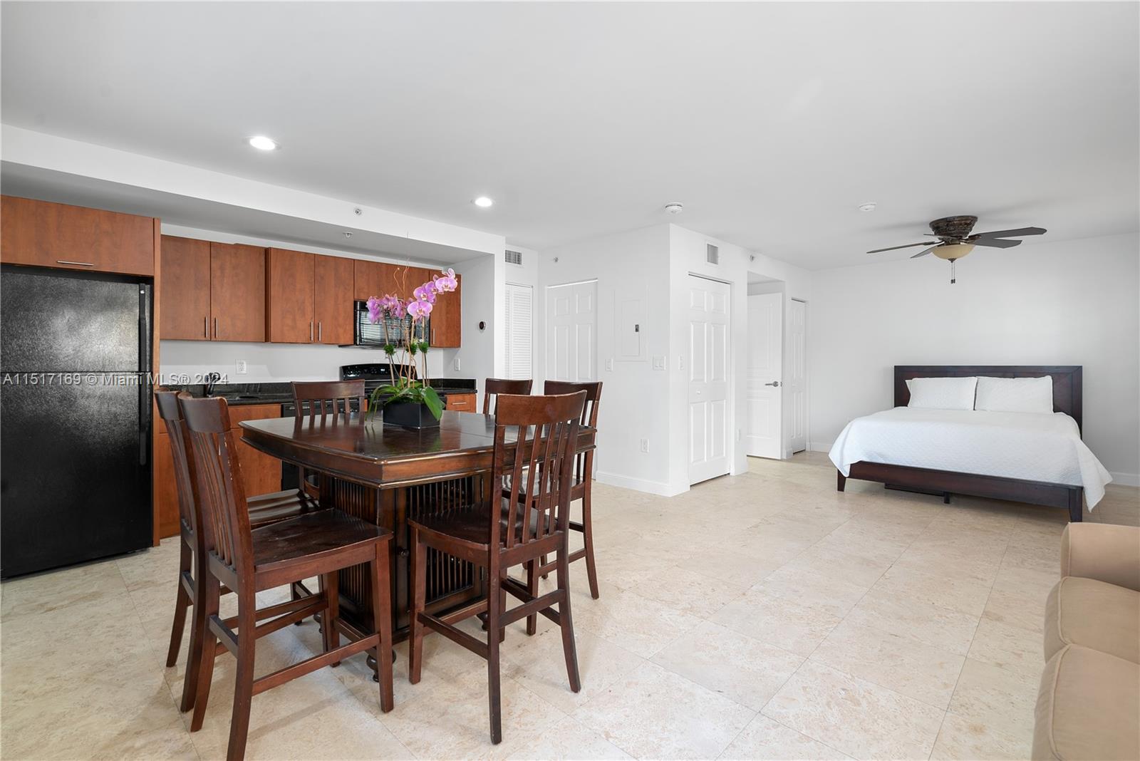 338 Euclid Ave C111, Miami Beach, Florida 33139, 1 Bedroom Bedrooms, ,1 BathroomBathrooms,Residential,For Sale,338 Euclid Ave C111,A11517169