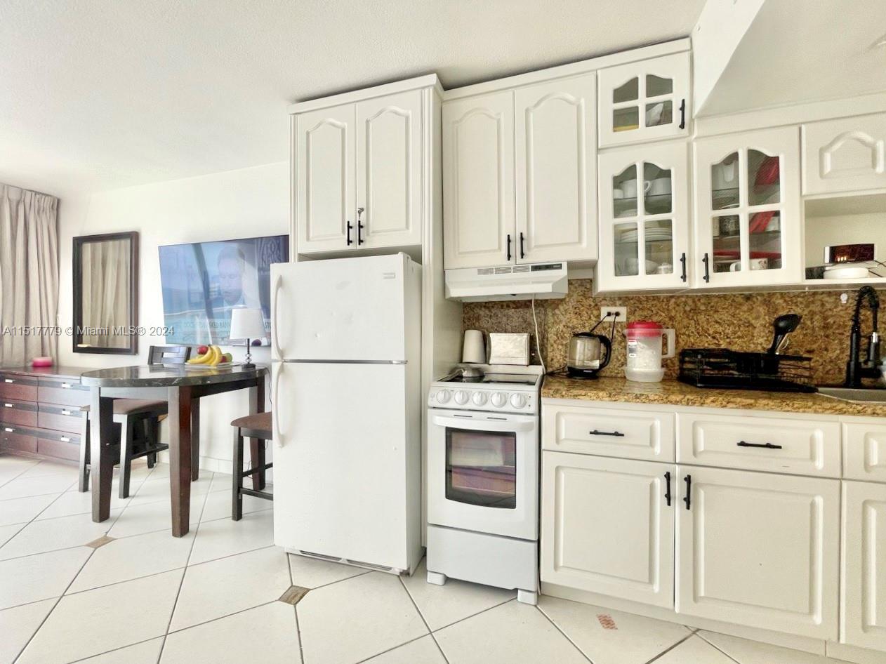 19201 Collins Ave 906, Sunny Isles Beach, Florida 33160, ,1 BathroomBathrooms,Residential,For Sale,19201 Collins Ave 906,A11517779