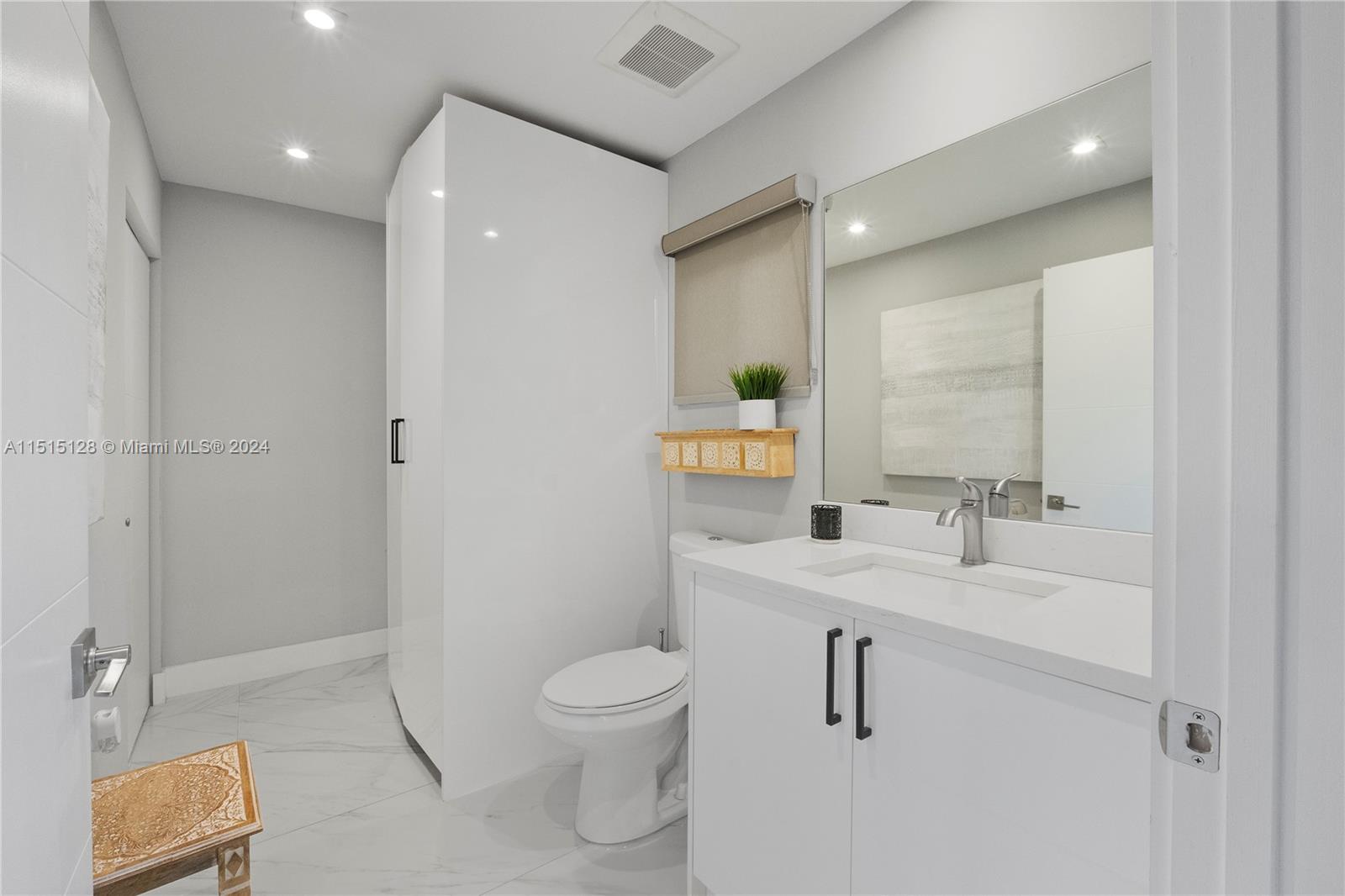 285 N Cortez Dr, Margate, Florida 33068, 1 Bedroom Bedrooms, ,1 BathroomBathrooms,Residential,For Sale,285 N Cortez Dr,A11515128