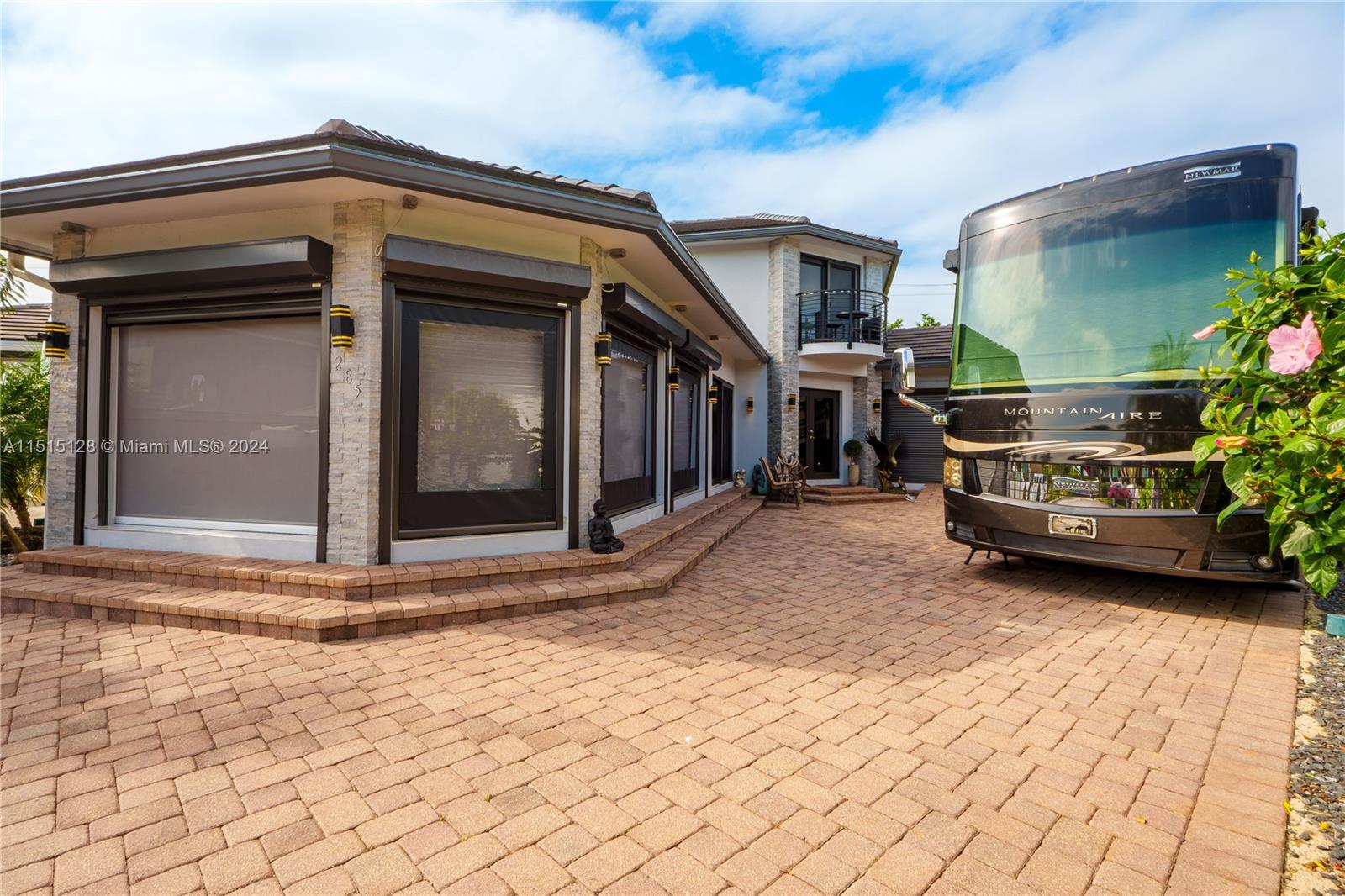 285 N Cortez Dr, Margate, Florida 33068, 1 Bedroom Bedrooms, ,1 BathroomBathrooms,Residential,For Sale,285 N Cortez Dr,A11515128