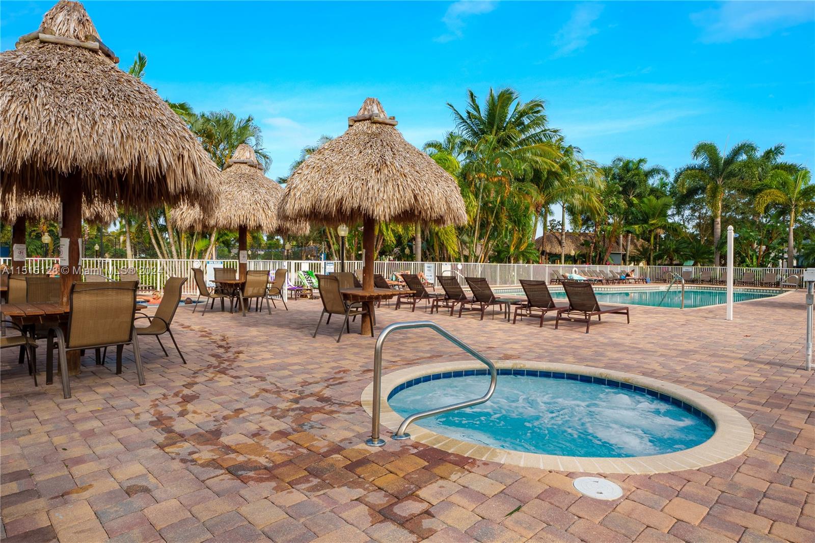 285 N Cortez Dr, Margate, Florida 33068, 1 Bedroom Bedrooms, ,1 BathroomBathrooms,Residential,For Sale,285 N Cortez Dr,A11515128