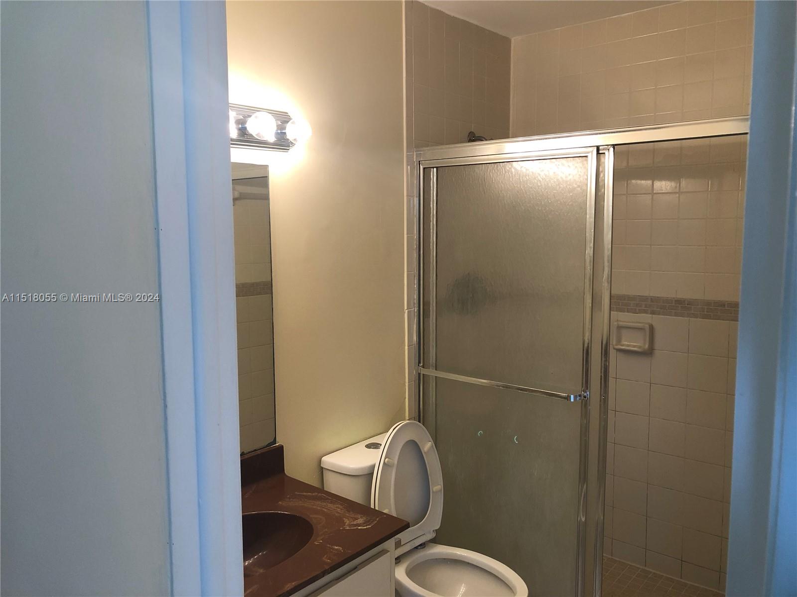 Tamarac, Florida 33321, 2 Bedrooms Bedrooms, ,2 BathroomsBathrooms,Residential,For Sale,A11518055
