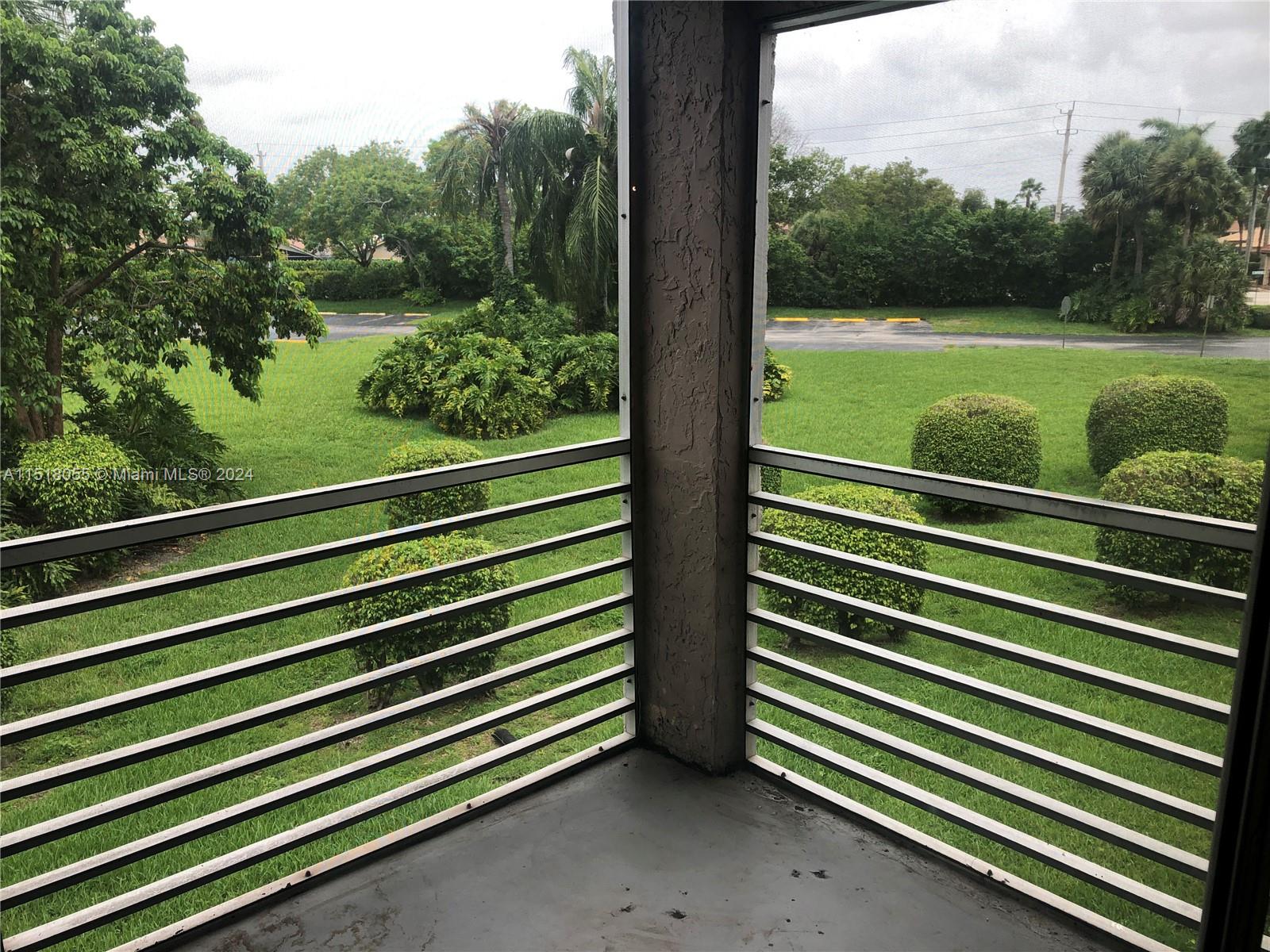 Tamarac, Florida 33321, 2 Bedrooms Bedrooms, ,2 BathroomsBathrooms,Residential,For Sale,A11518055