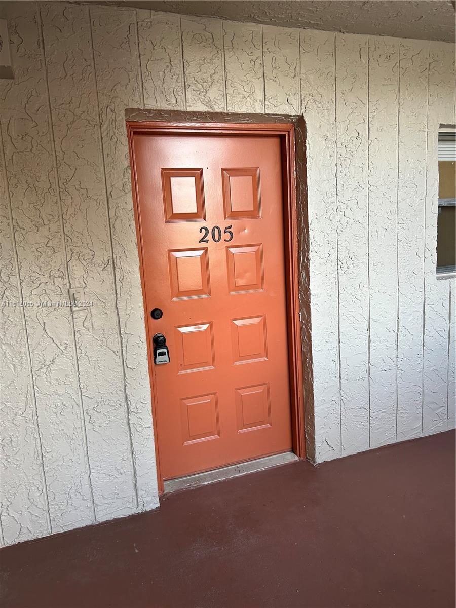 Tamarac, Florida 33321, 2 Bedrooms Bedrooms, ,2 BathroomsBathrooms,Residential,For Sale,A11518055