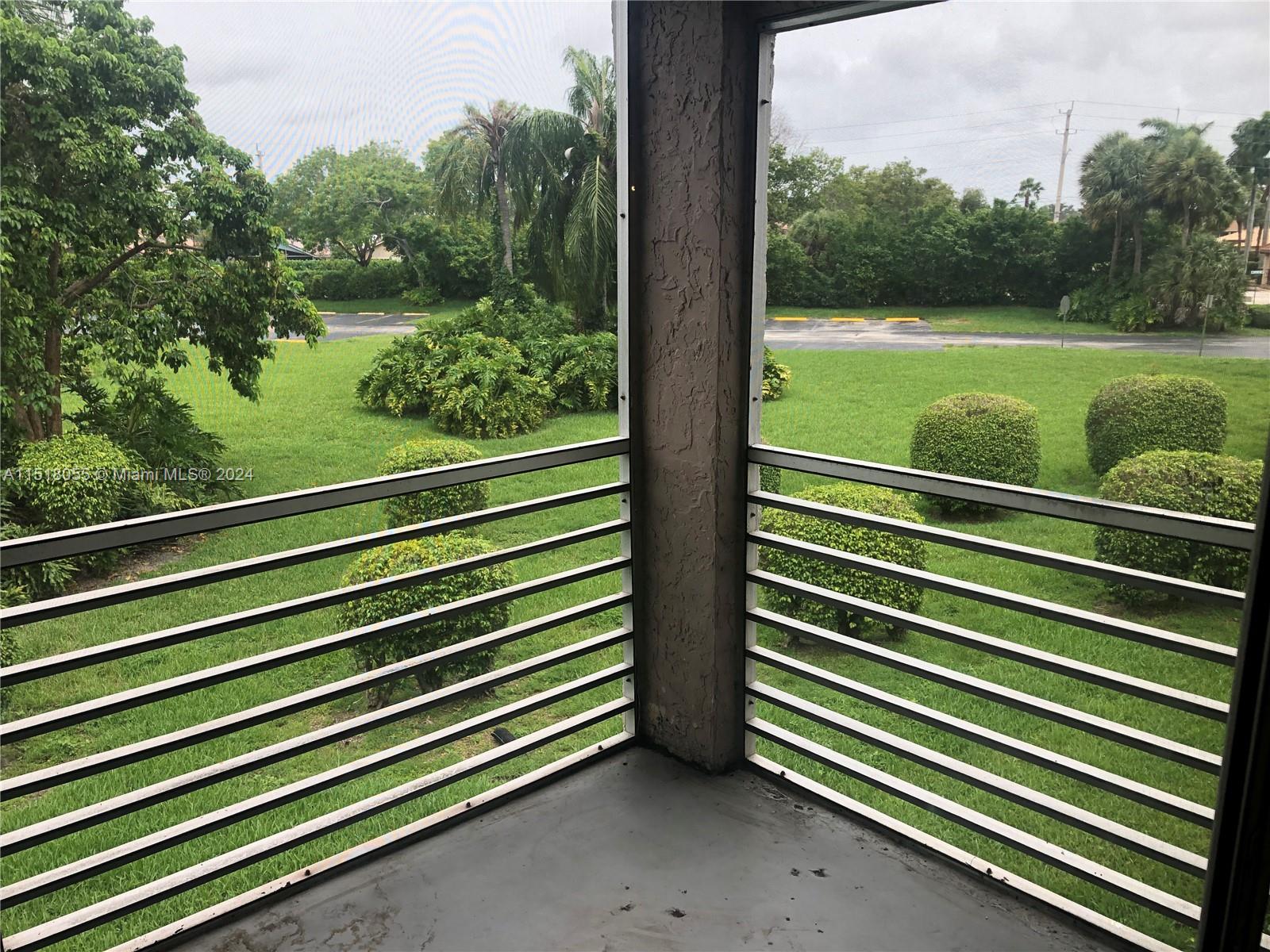 Tamarac, Florida 33321, 2 Bedrooms Bedrooms, ,2 BathroomsBathrooms,Residential,For Sale,A11518055
