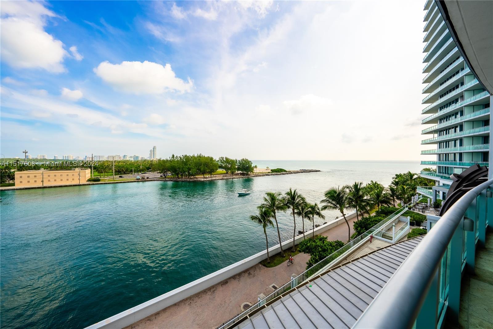10295 Collins Ave 314, Bal Harbour, Florida 33154, 1 Bedroom Bedrooms, ,1 BathroomBathrooms,Residentiallease,For Rent,10295 Collins Ave 314,A11517606