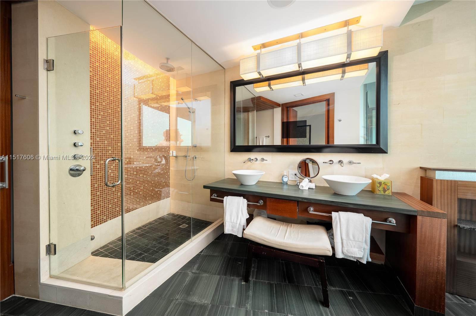 10295 Collins Ave 314, Bal Harbour, Florida 33154, 1 Bedroom Bedrooms, ,1 BathroomBathrooms,Residentiallease,For Rent,10295 Collins Ave 314,A11517606