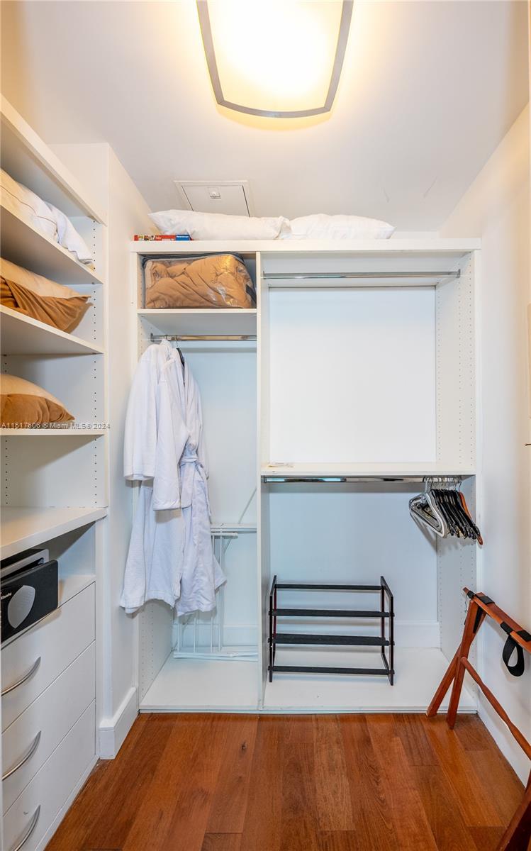 10295 Collins Ave 314, Bal Harbour, Florida 33154, 1 Bedroom Bedrooms, ,1 BathroomBathrooms,Residentiallease,For Rent,10295 Collins Ave 314,A11517606