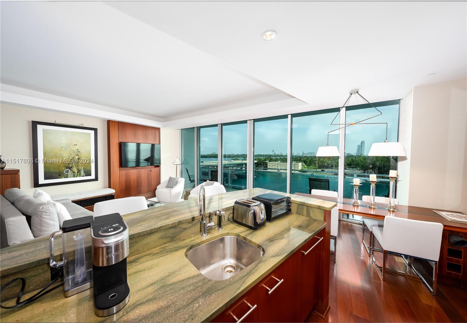 10295 Collins Ave 314, Bal Harbour, Florida 33154, 1 Bedroom Bedrooms, ,1 BathroomBathrooms,Residentiallease,For Rent,10295 Collins Ave 314,A11517606