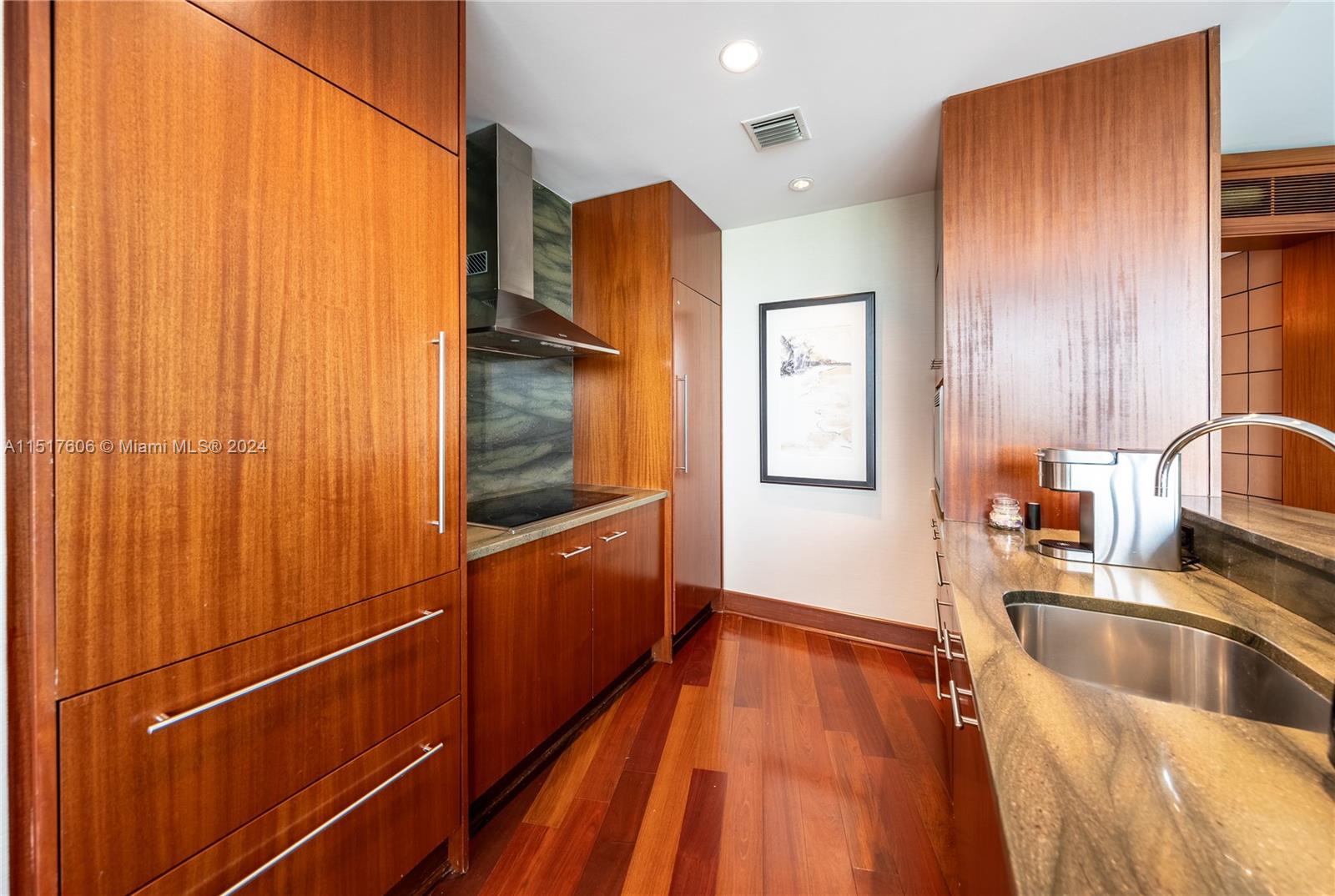 10295 Collins Ave 314, Bal Harbour, Florida 33154, 1 Bedroom Bedrooms, ,1 BathroomBathrooms,Residentiallease,For Rent,10295 Collins Ave 314,A11517606
