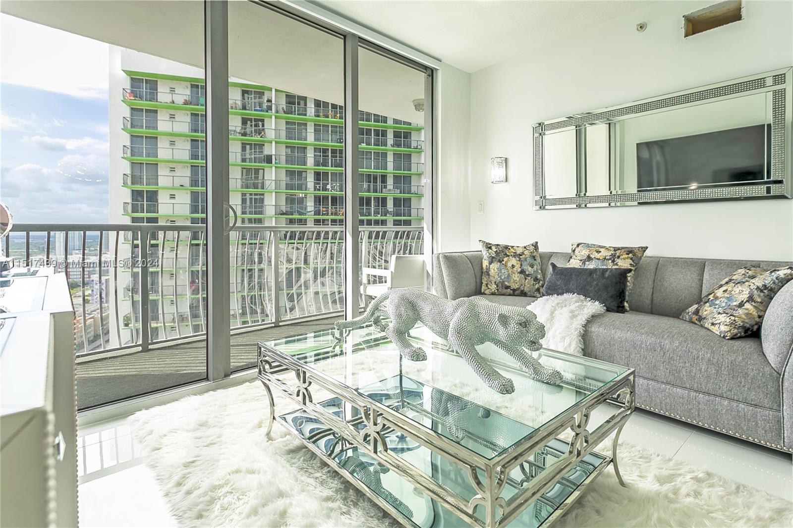1750 N Bayshore Dr 3211, Miami, Florida 33132, 1 Bedroom Bedrooms, ,1 BathroomBathrooms,Residential,For Sale,1750 N Bayshore Dr 3211,A11517439