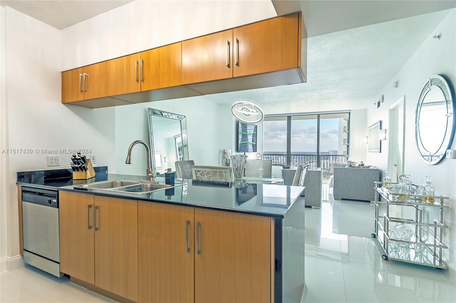 1750 N Bayshore Dr 3211, Miami, Florida 33132, 1 Bedroom Bedrooms, ,1 BathroomBathrooms,Residential,For Sale,1750 N Bayshore Dr 3211,A11517439