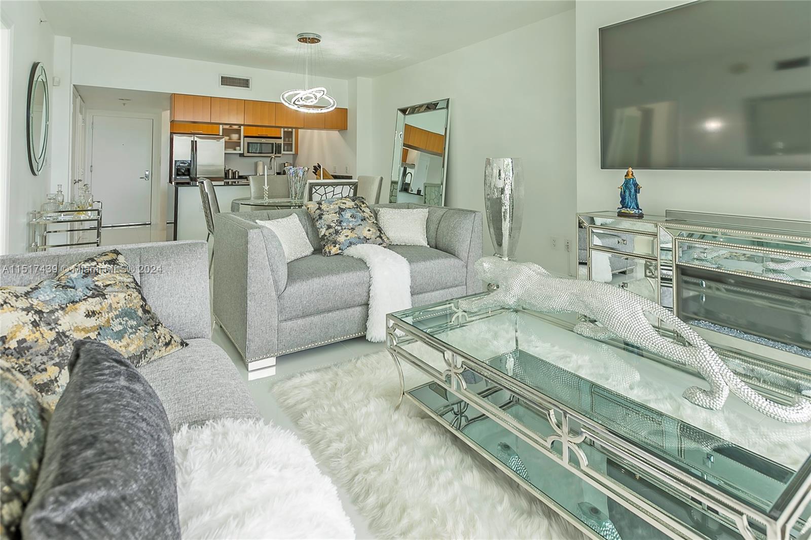 1750 N Bayshore Dr 3211, Miami, Florida 33132, 1 Bedroom Bedrooms, ,1 BathroomBathrooms,Residential,For Sale,1750 N Bayshore Dr 3211,A11517439