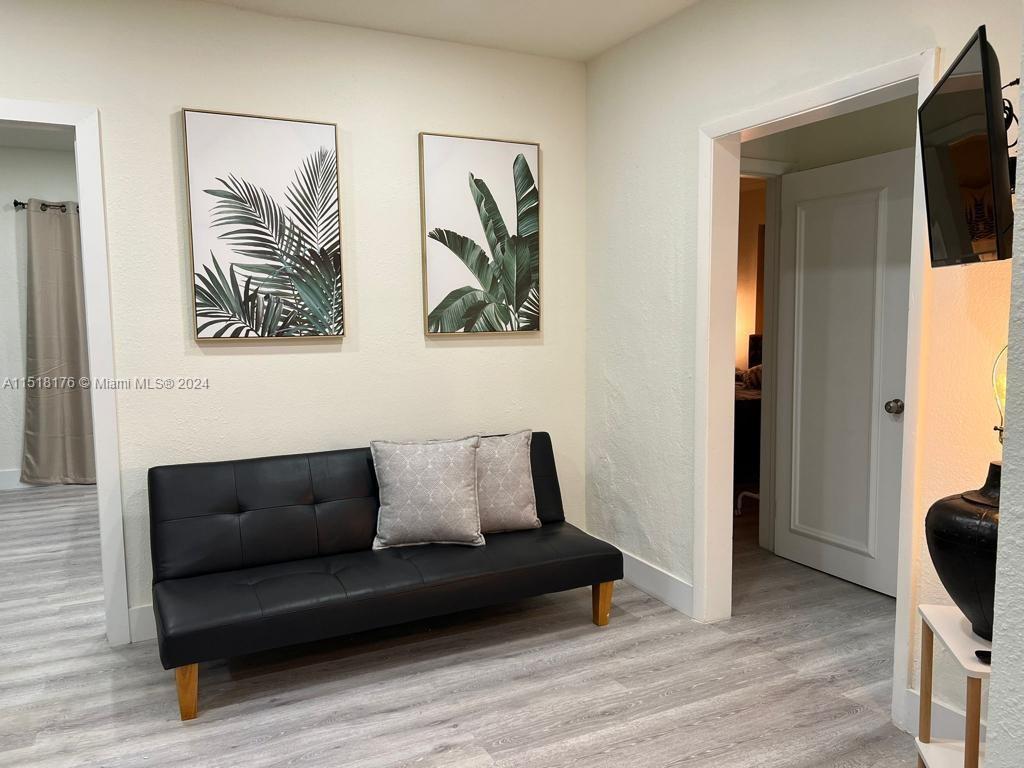 6932 N Miami Ave 1, Miami, Florida 33150, 2 Bedrooms Bedrooms, ,1 BathroomBathrooms,Residentiallease,For Rent,6932 N Miami Ave 1,A11518176