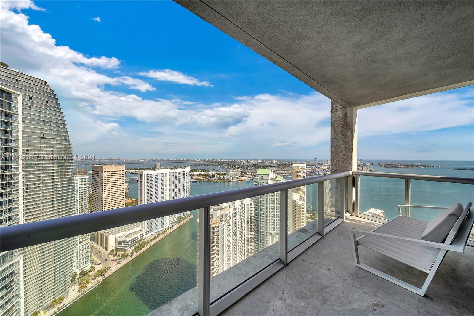 495 Brickell Ave 5302, Miami, Florida 33131, 2 Bedrooms Bedrooms, ,2 BathroomsBathrooms,Residentiallease,For Rent,495 Brickell Ave 5302,A11518188