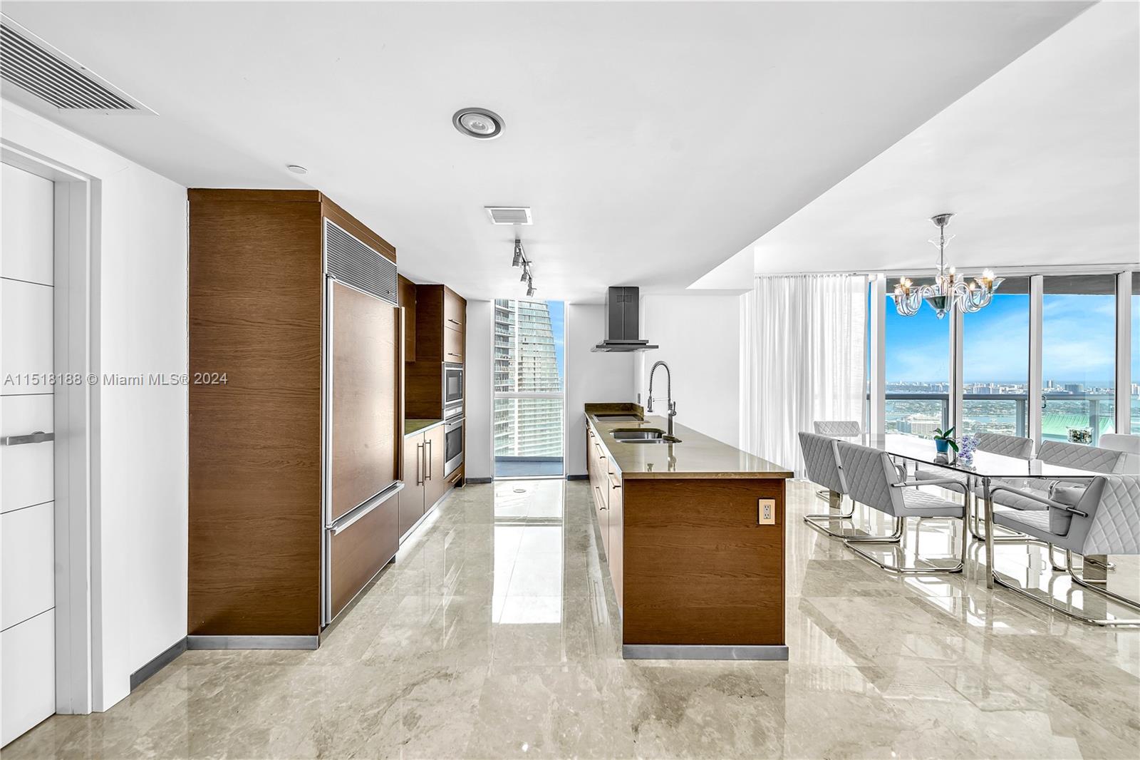 495 Brickell Ave 5302, Miami, Florida 33131, 2 Bedrooms Bedrooms, ,2 BathroomsBathrooms,Residentiallease,For Rent,495 Brickell Ave 5302,A11518188