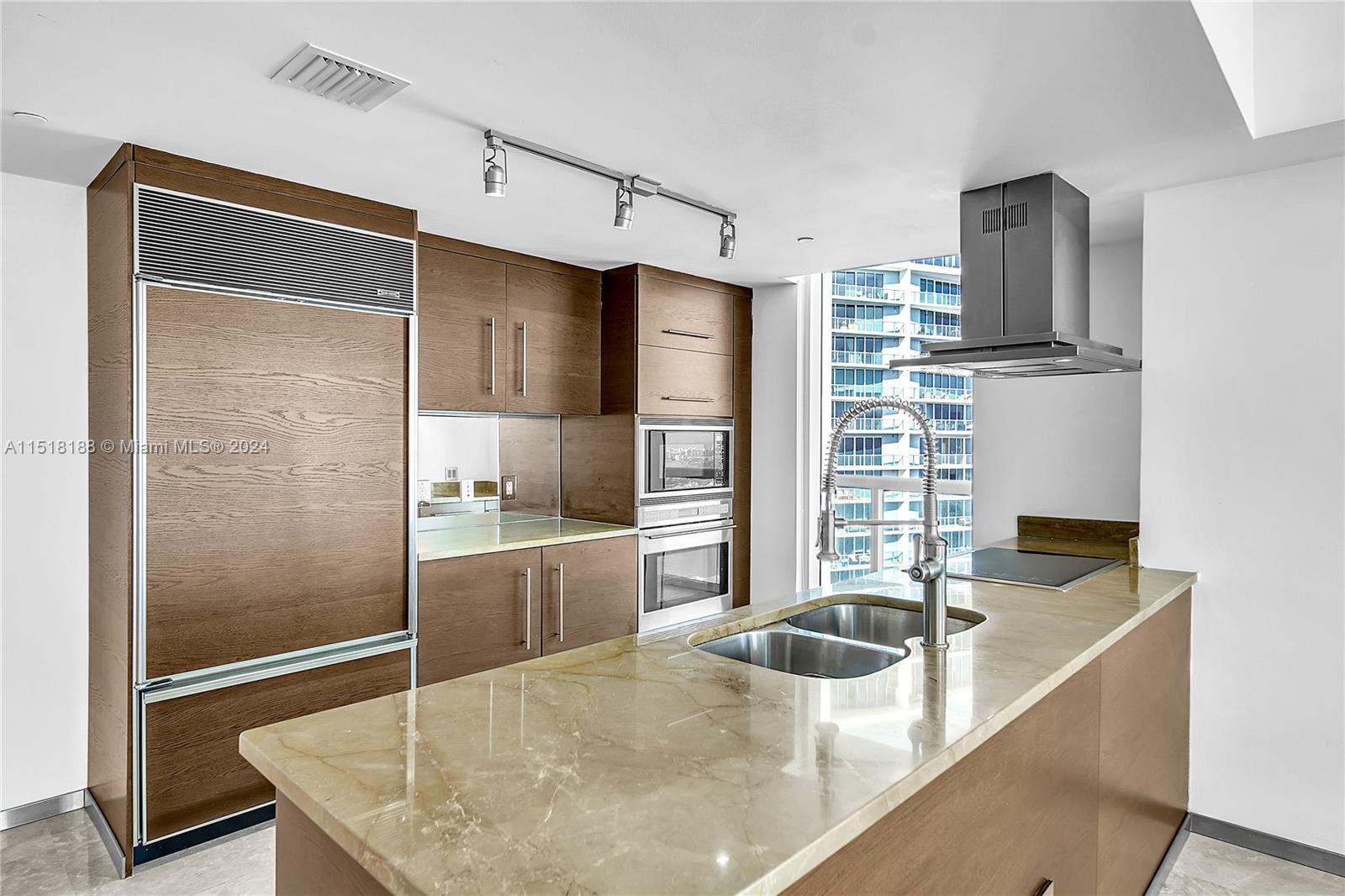 495 Brickell Ave 5302, Miami, Florida 33131, 2 Bedrooms Bedrooms, ,2 BathroomsBathrooms,Residentiallease,For Rent,495 Brickell Ave 5302,A11518188