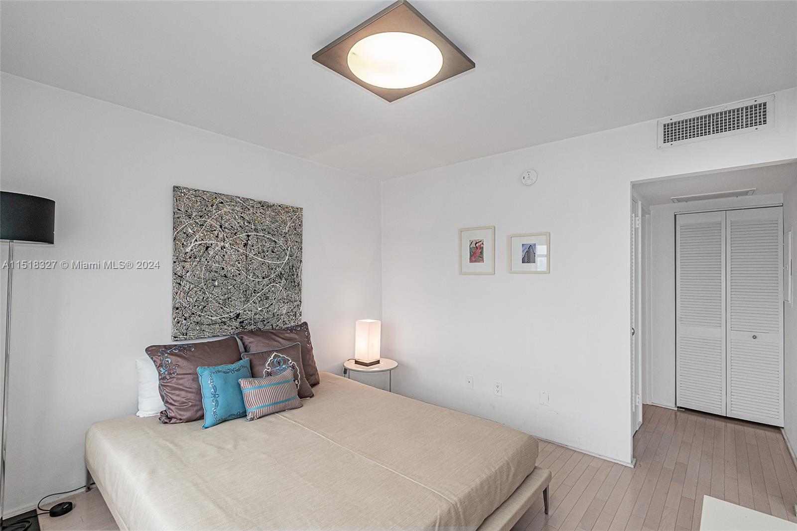 5161 Collins Ave 1207, Miami Beach, Florida 33140, 2 Bedrooms Bedrooms, ,2 BathroomsBathrooms,Residential,For Sale,5161 Collins Ave 1207,A11518327