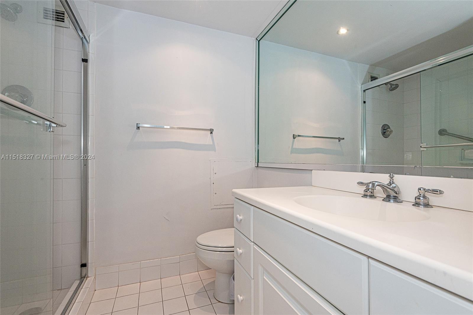 5161 Collins Ave 1207, Miami Beach, Florida 33140, 2 Bedrooms Bedrooms, ,2 BathroomsBathrooms,Residential,For Sale,5161 Collins Ave 1207,A11518327