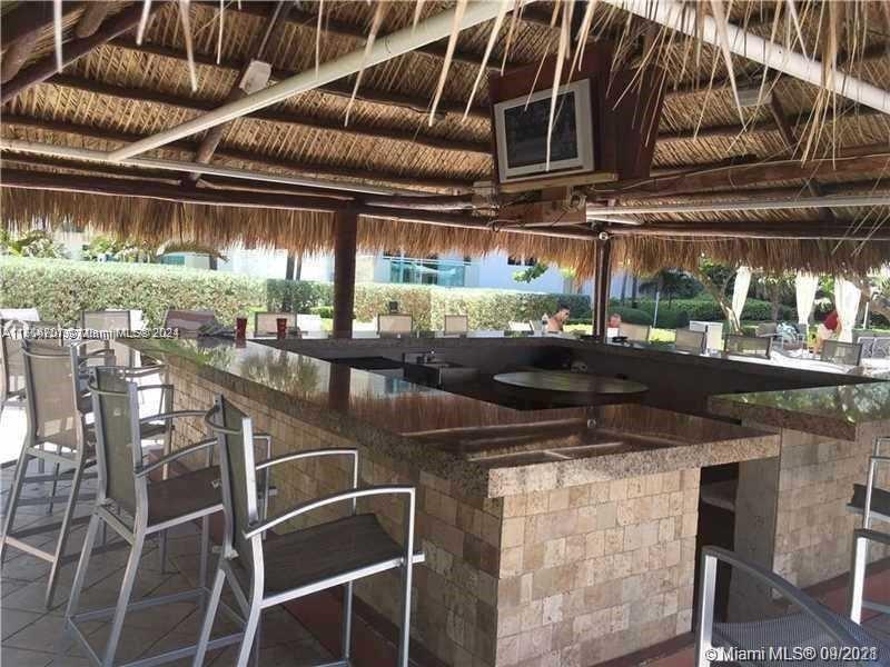 3001 S OCEAN DR 215, Hollywood, Florida 33019, 1 Bedroom Bedrooms, ,1 BathroomBathrooms,Residentiallease,For Rent,3001 S OCEAN DR 215,A11514701