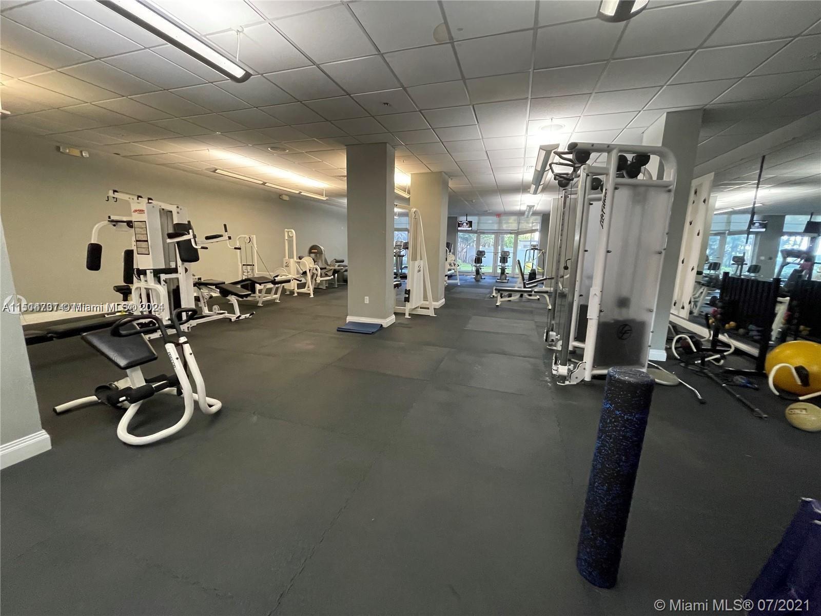 3001 S OCEAN DR 215, Hollywood, Florida 33019, 1 Bedroom Bedrooms, ,1 BathroomBathrooms,Residentiallease,For Rent,3001 S OCEAN DR 215,A11514701