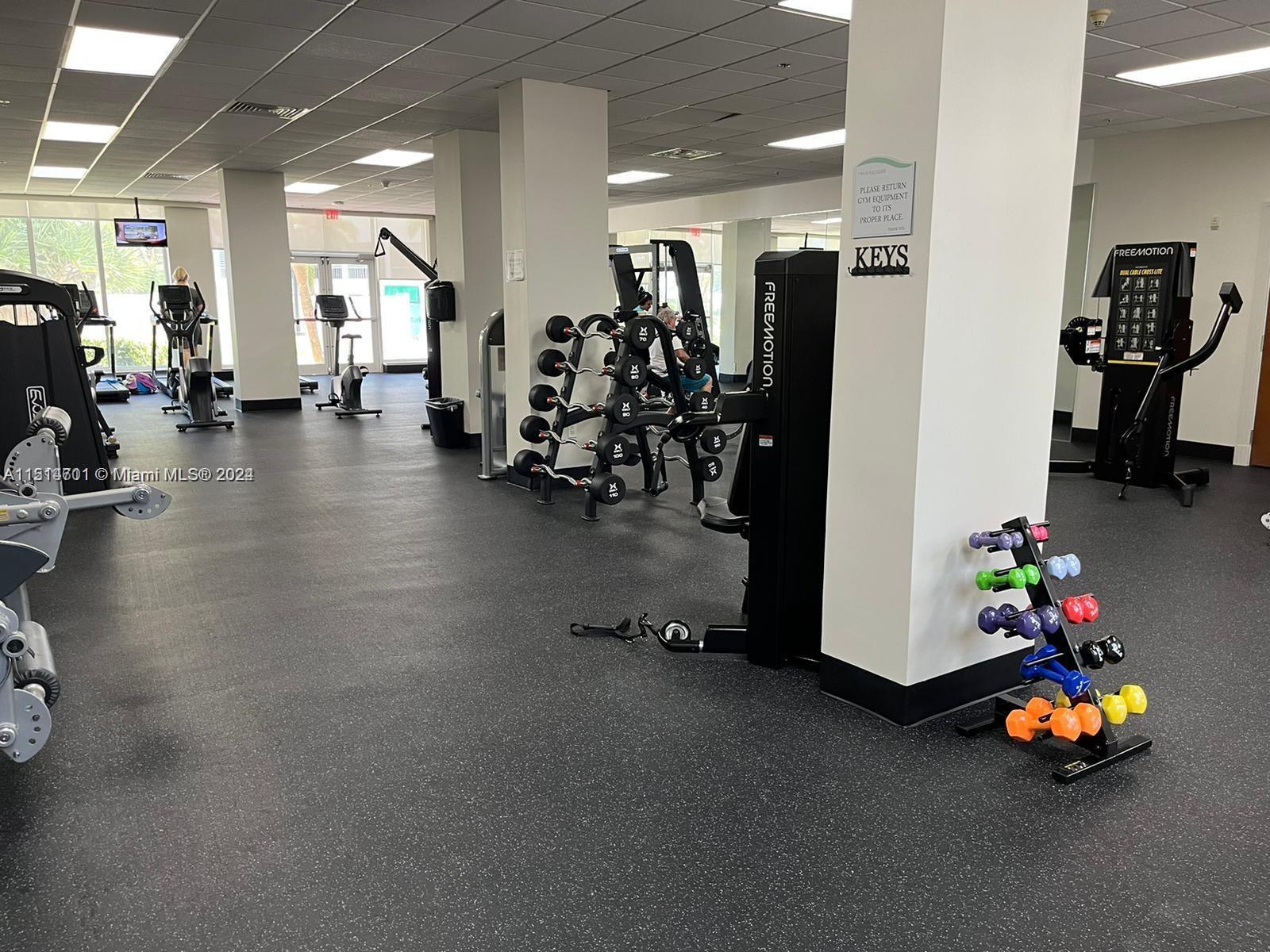 3001 S OCEAN DR 215, Hollywood, Florida 33019, 1 Bedroom Bedrooms, ,1 BathroomBathrooms,Residentiallease,For Rent,3001 S OCEAN DR 215,A11514701