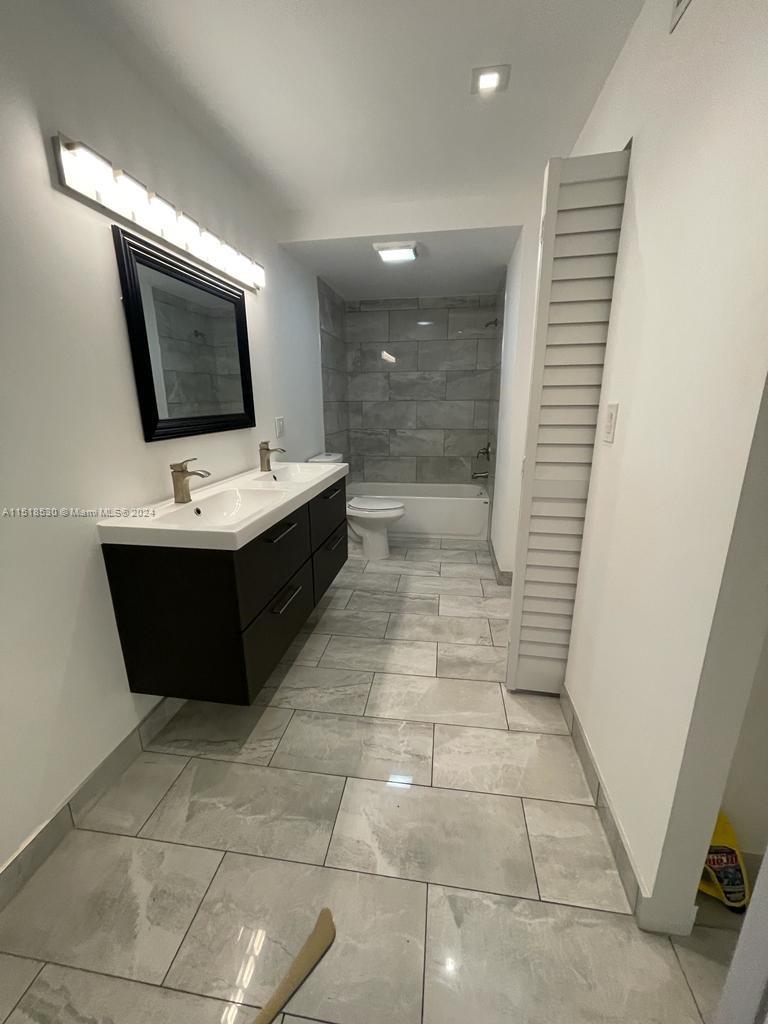 6200 S Falls Cir Dr 305, Lauderhill, Florida 33319, 1 Bedroom Bedrooms, ,2 BathroomsBathrooms,Residential,For Sale,6200 S Falls Cir Dr 305,A11518530