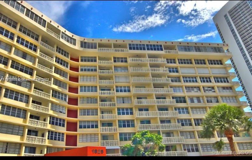 1825 S Ocean Dr 212, Hallandale Beach, Florida 33009, 1 Bedroom Bedrooms, ,1 BathroomBathrooms,Residential,For Sale,1825 S Ocean Dr 212,A11518532