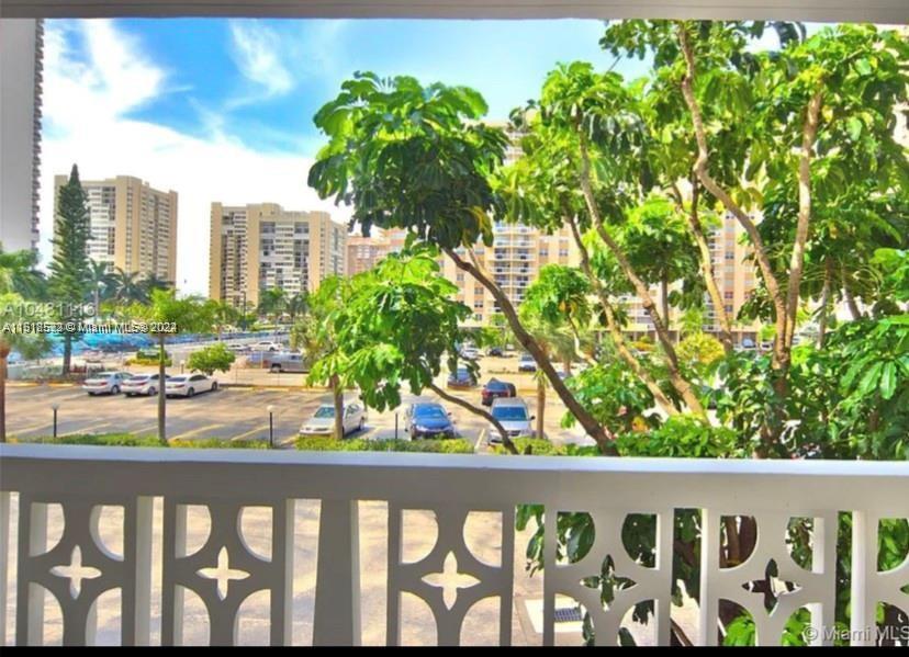 1825 S Ocean Dr 212, Hallandale Beach, Florida 33009, 1 Bedroom Bedrooms, ,1 BathroomBathrooms,Residential,For Sale,1825 S Ocean Dr 212,A11518532