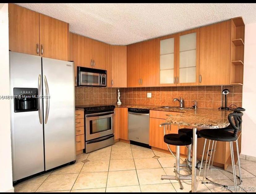 1825 S Ocean Dr 212, Hallandale Beach, Florida 33009, 1 Bedroom Bedrooms, ,1 BathroomBathrooms,Residential,For Sale,1825 S Ocean Dr 212,A11518532