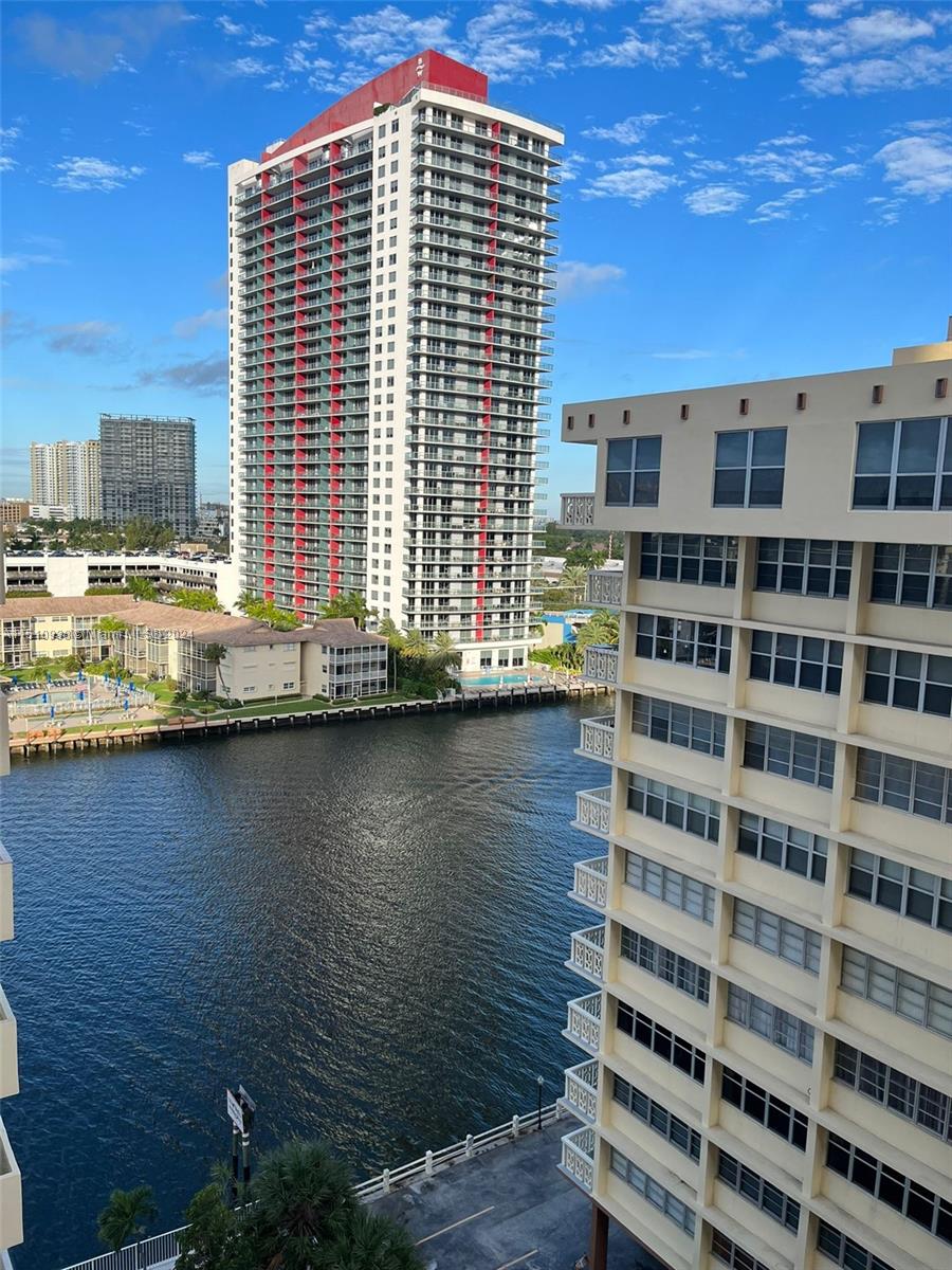 1833 S Ocean Dr 1109, Hallandale Beach, Florida 33009, 2 Bedrooms Bedrooms, ,2 BathroomsBathrooms,Residential,For Sale,1833 S Ocean Dr 1109,A11510938