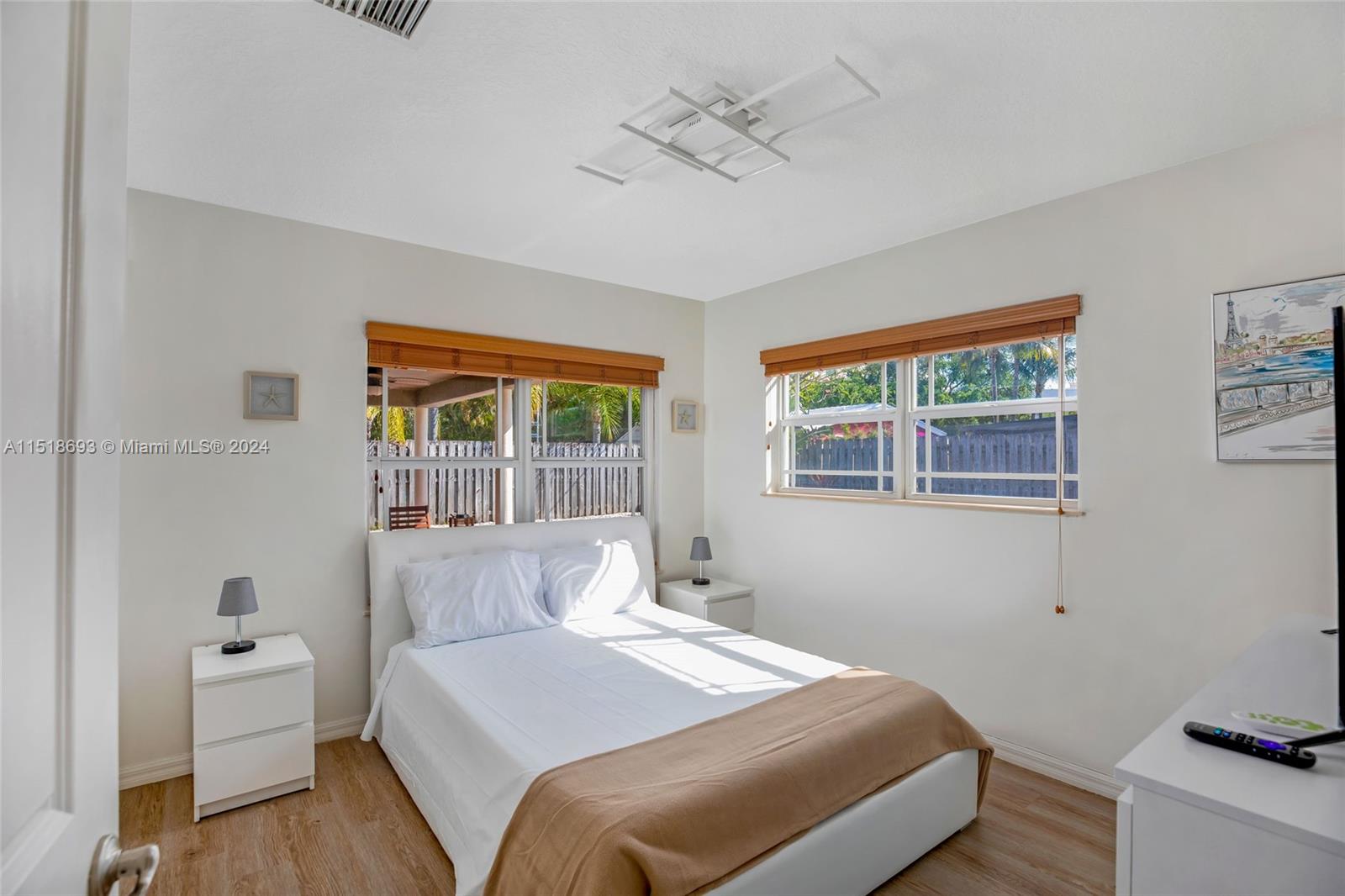 4710 NE 18th Ter, Fort Lauderdale, Florida 33308, 4 Bedrooms Bedrooms, ,3 BathroomsBathrooms,Residentiallease,For Rent,4710 NE 18th Ter,A11518693