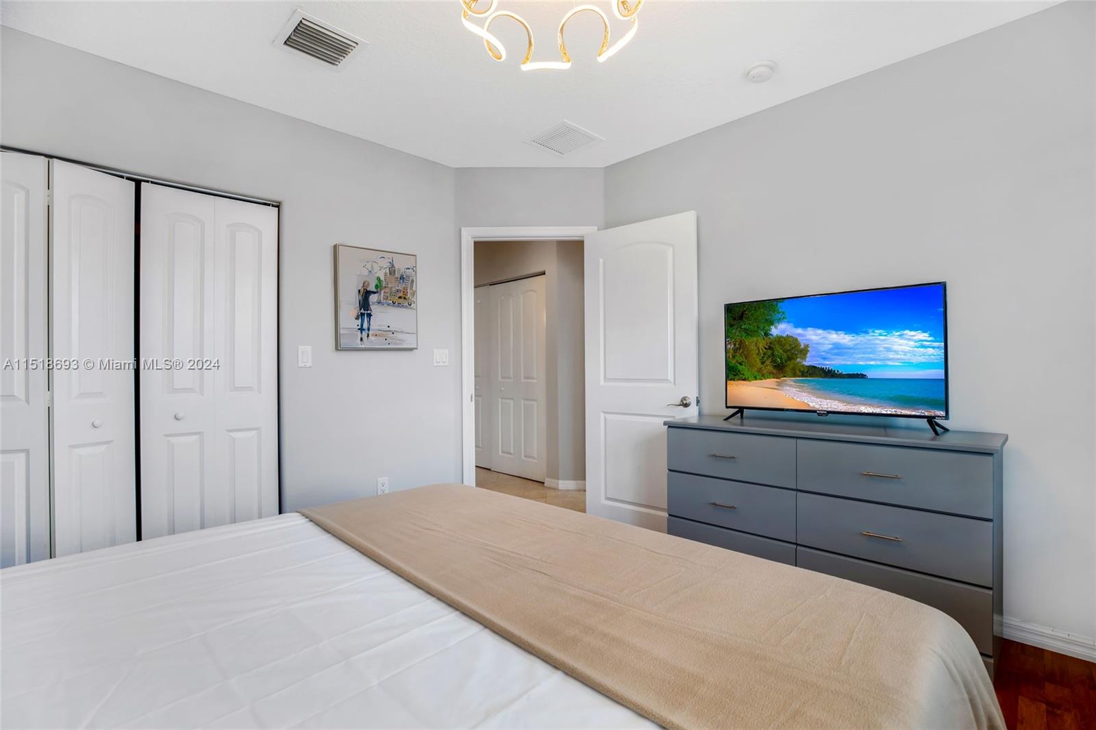4710 NE 18th Ter, Fort Lauderdale, Florida 33308, 4 Bedrooms Bedrooms, ,3 BathroomsBathrooms,Residentiallease,For Rent,4710 NE 18th Ter,A11518693