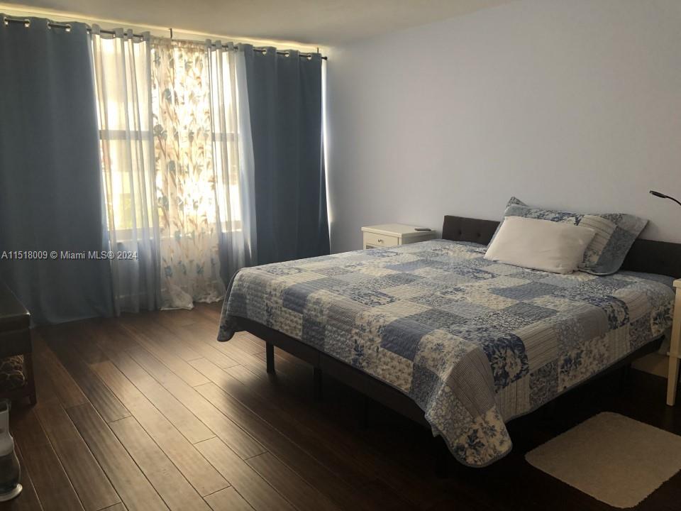 2500 Parkview Dr 618, Hallandale Beach, Florida 33009, 2 Bedrooms Bedrooms, ,2 BathroomsBathrooms,Residential,For Sale,2500 Parkview Dr 618,A11518009