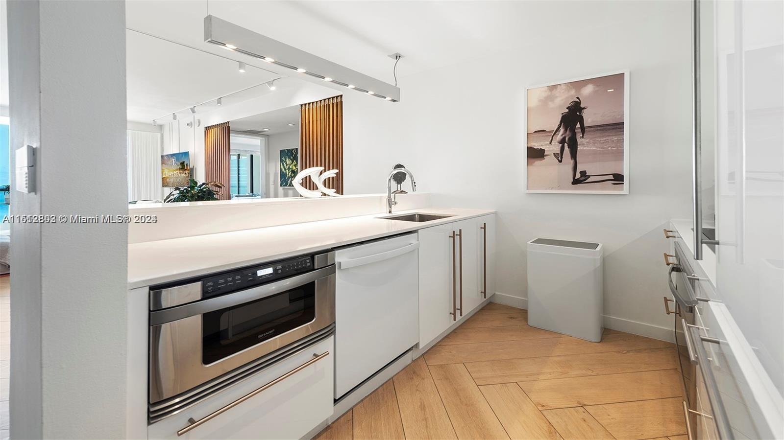 2201 Collins Ave 1219, Miami Beach, Florida 33139, 2 Bedrooms Bedrooms, ,1 BathroomBathrooms,Residential,For Sale,2201 Collins Ave 1219,A11512803
