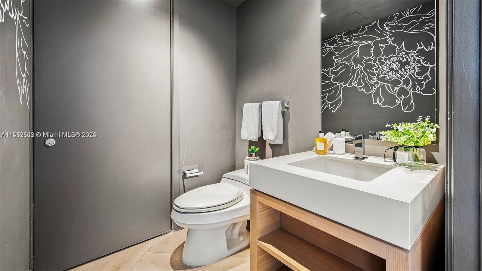 2201 Collins Ave 1219, Miami Beach, Florida 33139, 2 Bedrooms Bedrooms, ,1 BathroomBathrooms,Residential,For Sale,2201 Collins Ave 1219,A11512803