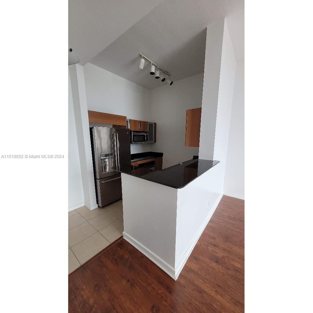 335 S Biscayne Blvd UPH-02, Miami, Florida 33131, 1 Bedroom Bedrooms, 3 Rooms Rooms,1 BathroomBathrooms,Residential,For Sale,335 S Biscayne Blvd UPH-02,A11518852