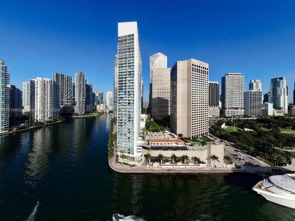 335 S Biscayne Blvd UPH-02, Miami, Florida 33131, 1 Bedroom Bedrooms, 3 Rooms Rooms,1 BathroomBathrooms,Residential,For Sale,335 S Biscayne Blvd UPH-02,A11518852