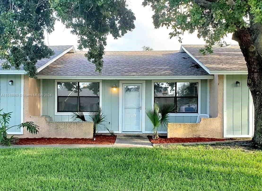 129 Rio Del Mar sT A, Other City - In The State Of Florida, FL 32080