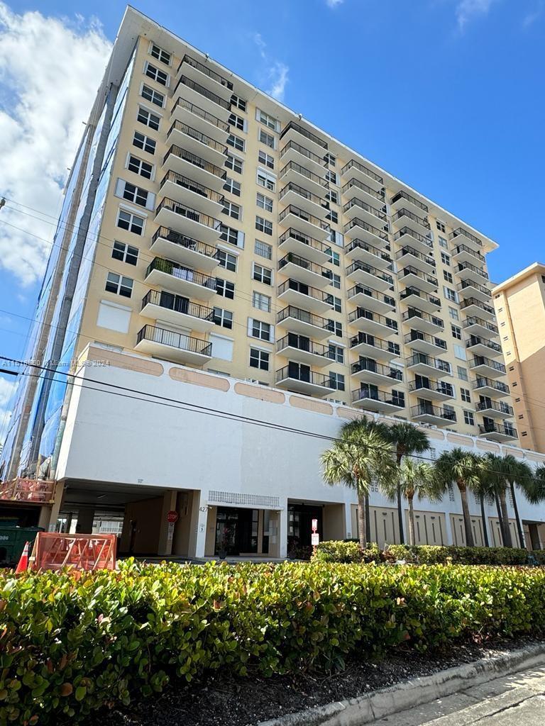 427 Golden Isles Dr 12I, Hallandale Beach, Florida 33009, 2 Bedrooms Bedrooms, ,2 BathroomsBathrooms,Residential,For Sale,427 Golden Isles Dr 12I,A11518550