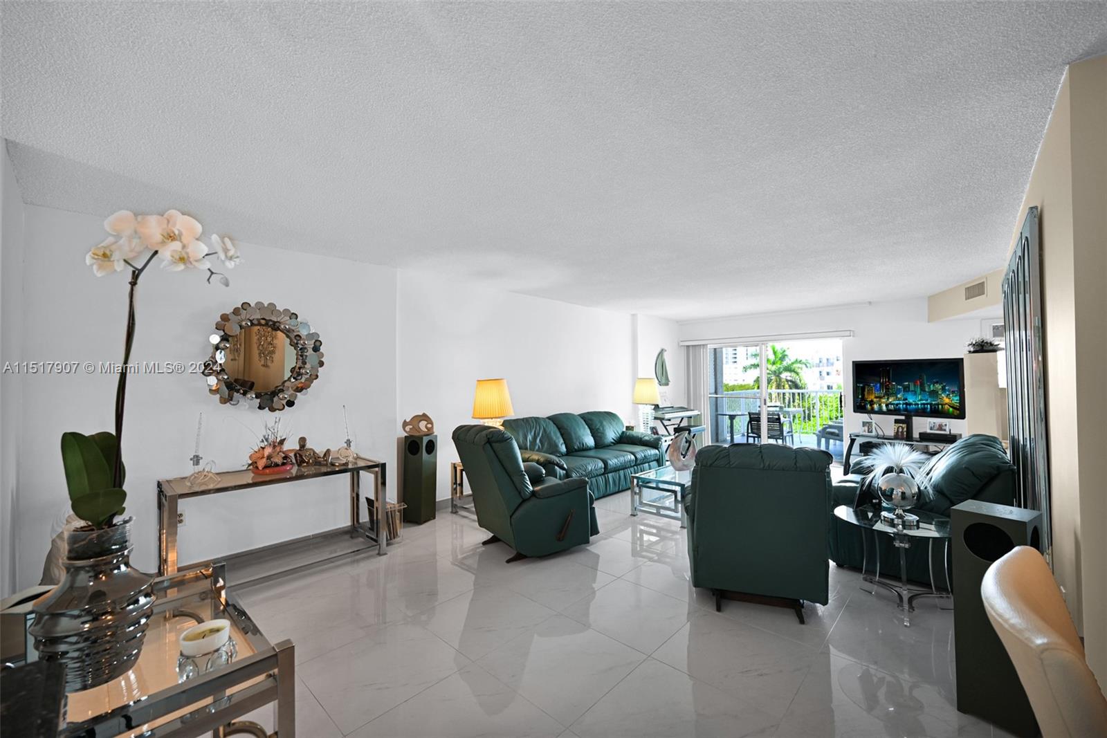 17800 Atlantic Blvd 410, Sunny Isles Beach, Florida 33160, 2 Bedrooms Bedrooms, ,2 BathroomsBathrooms,Residential,For Sale,17800 Atlantic Blvd 410,A11517907