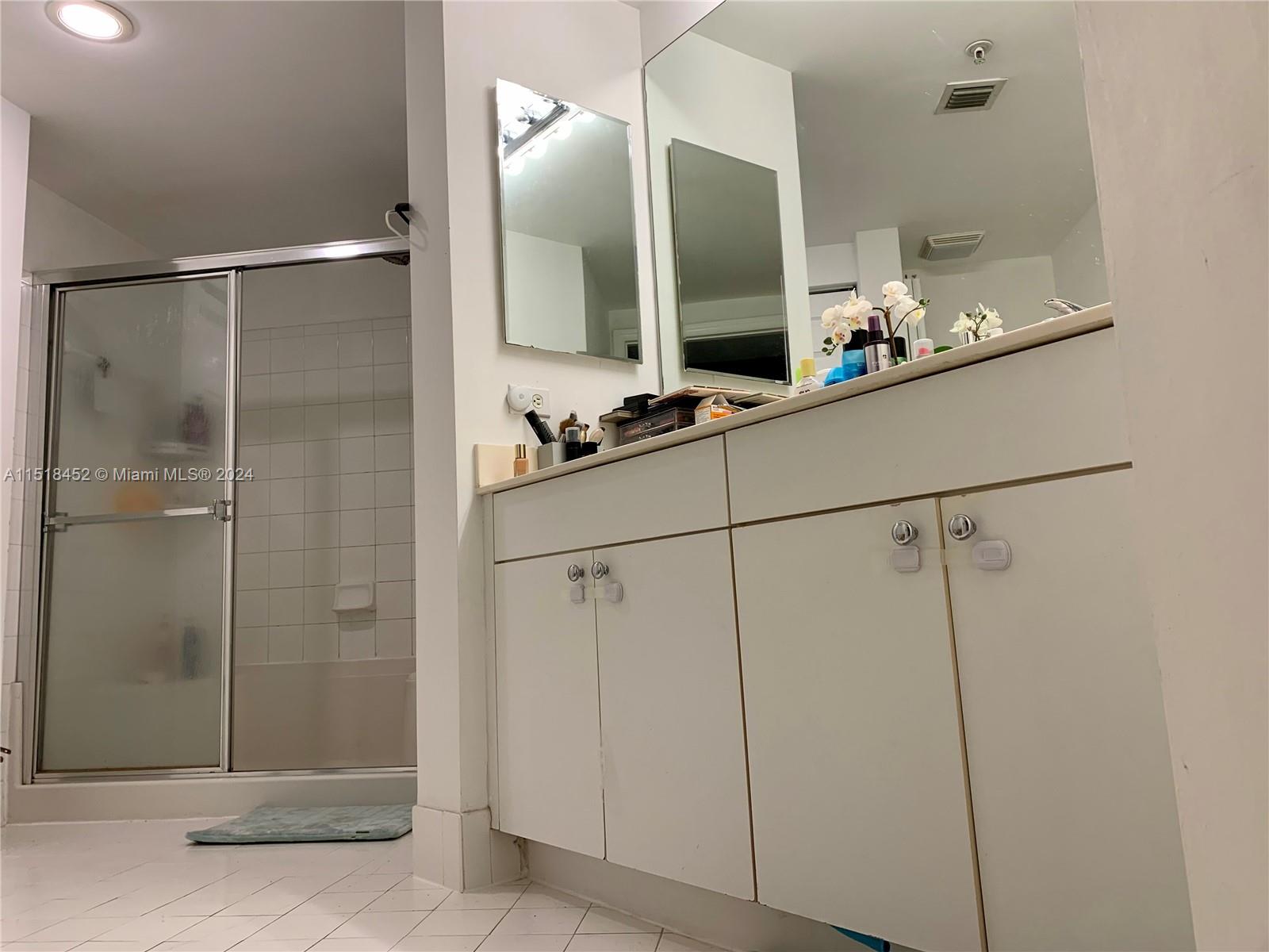 17145 N Bay Rd 4308, Sunny Isles Beach, Florida 33160, 2 Bedrooms Bedrooms, ,2 BathroomsBathrooms,Residential,For Sale,17145 N Bay Rd 4308,A11518452
