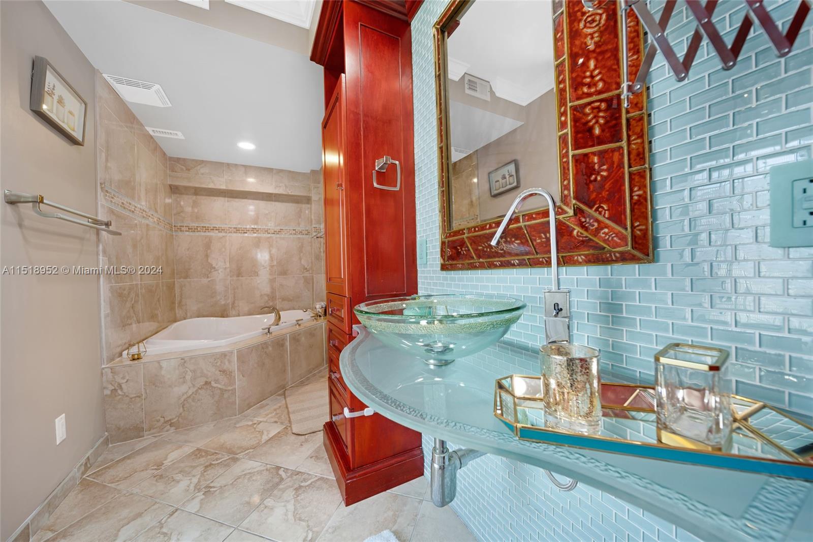 5801 NE 18th Ter, Fort Lauderdale, Florida 33308, 3 Bedrooms Bedrooms, ,2 BathroomsBathrooms,Residentiallease,For Rent,5801 NE 18th Ter,A11518952