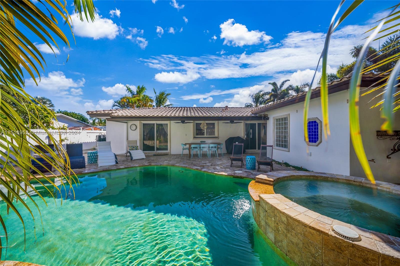 5801 NE 18th Ter, Fort Lauderdale, Florida 33308, 3 Bedrooms Bedrooms, ,2 BathroomsBathrooms,Residentiallease,For Rent,5801 NE 18th Ter,A11518952