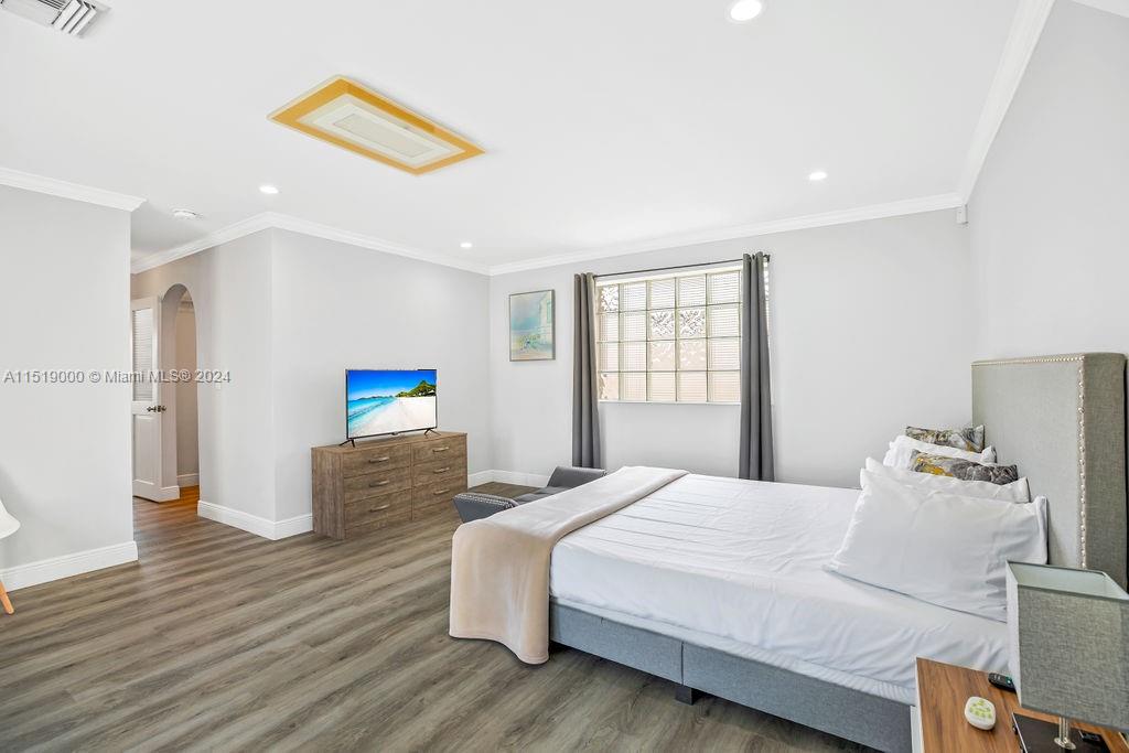 5320 NE 16th Ter, Fort Lauderdale, Florida 33334, 4 Bedrooms Bedrooms, ,3 BathroomsBathrooms,Residentiallease,For Rent,5320 NE 16th Ter,A11519000