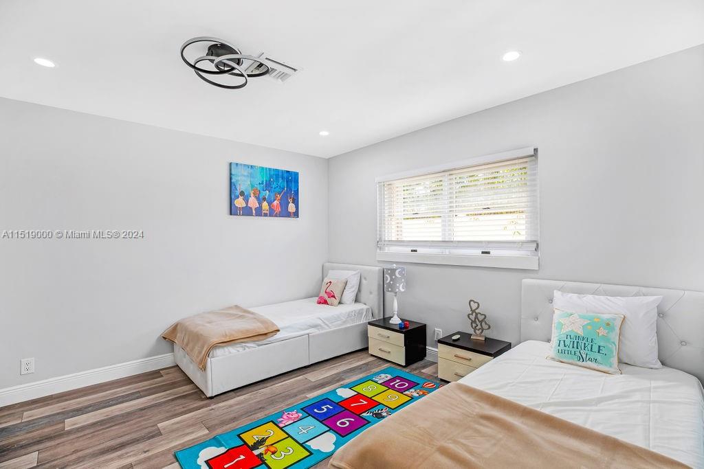 5320 NE 16th Ter, Fort Lauderdale, Florida 33334, 4 Bedrooms Bedrooms, ,3 BathroomsBathrooms,Residentiallease,For Rent,5320 NE 16th Ter,A11519000