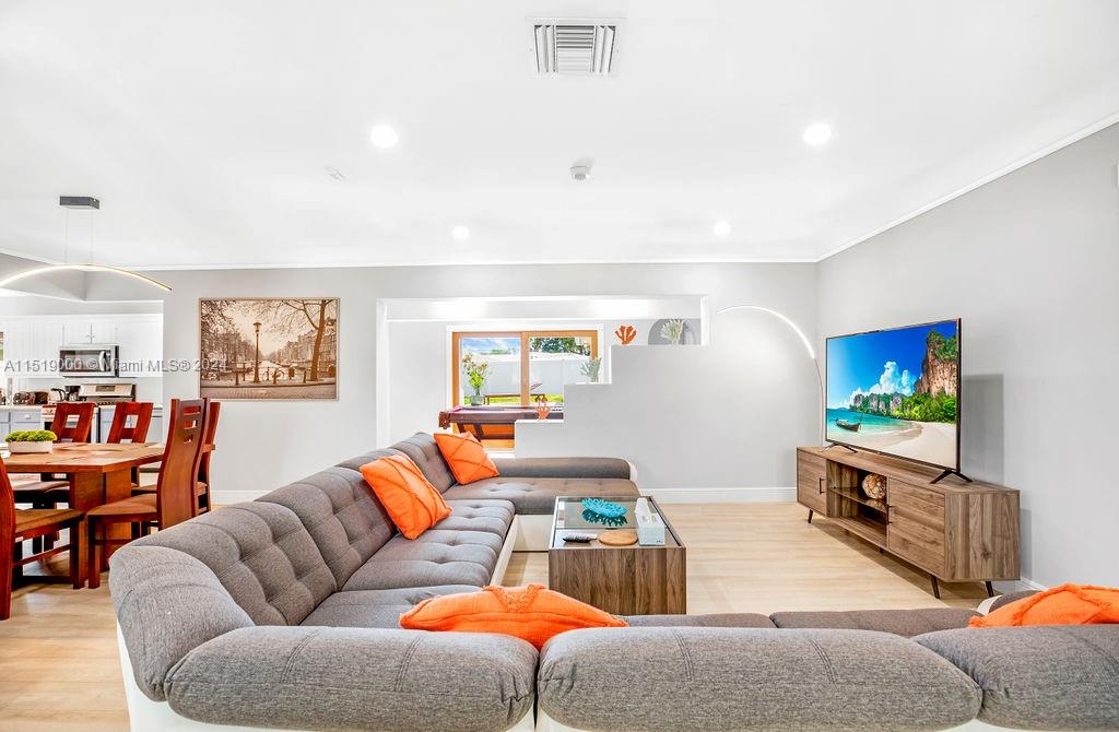 5320 NE 16th Ter, Fort Lauderdale, Florida 33334, 4 Bedrooms Bedrooms, ,3 BathroomsBathrooms,Residentiallease,For Rent,5320 NE 16th Ter,A11519000